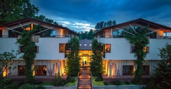 Firma Farmona Professional