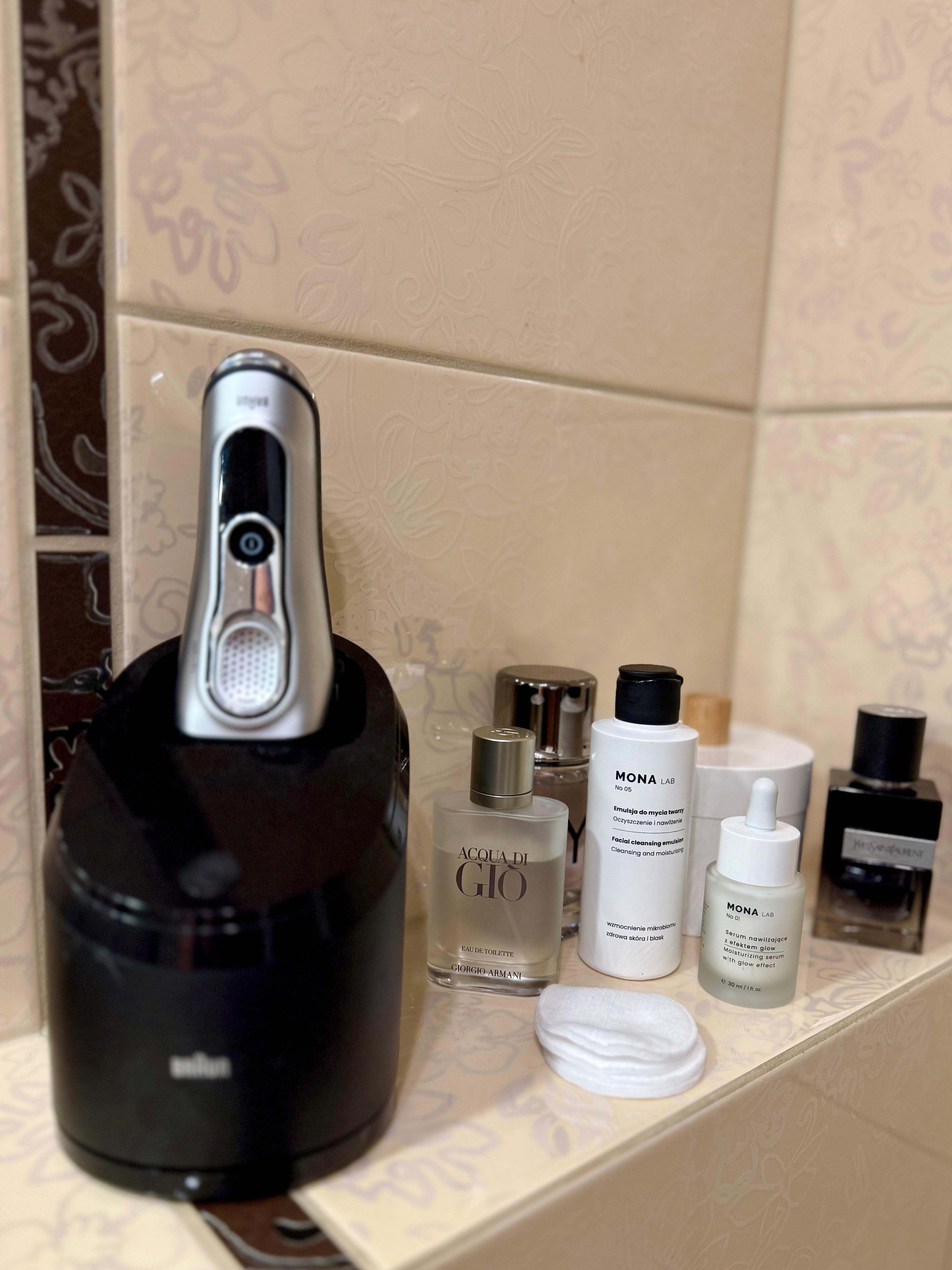 zdjęcie kosmetyki mona lab krzysztof