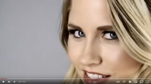 DINAIR airbrush make-up - YouTube