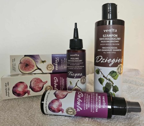 Test trzech kosmetyków trychologicznych marki Venita- szampon z dziegciem i Climbazolem, peeling z ficyną, wcierka z ekstraktem z cebuli